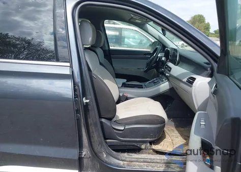 2020 Hyundai Palisade Se from USA, damaged, VIN KM8R1DHE2LU055859